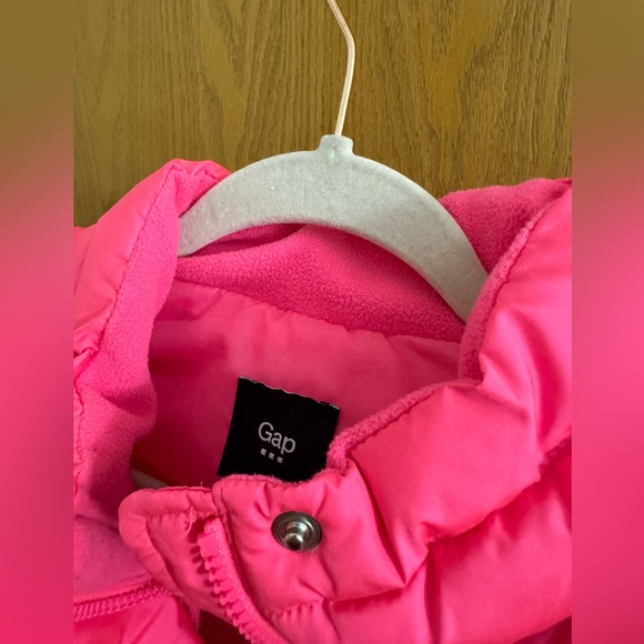 Gap Pink Puffer Vest size XS - Picture 4 of 5